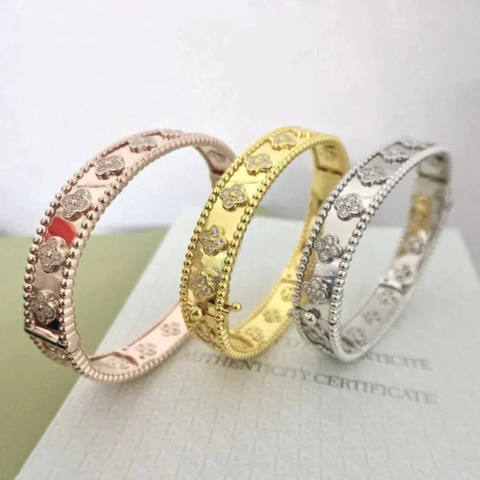 【Valerone Jewelry】CLOVER BRACELET 8MM DIAMONDS - Image 6