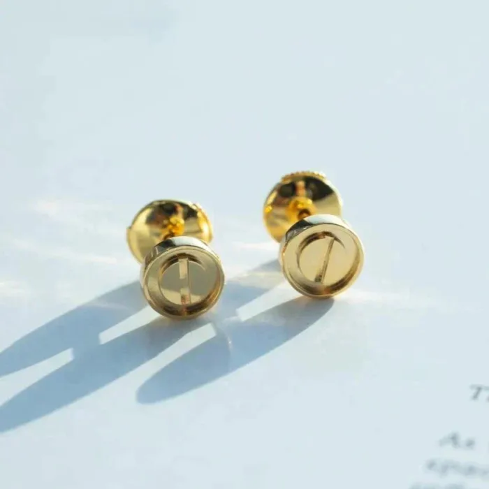 【Valeron Jewelry】LOVE EARRINGS GOLD 10MM - Image 1