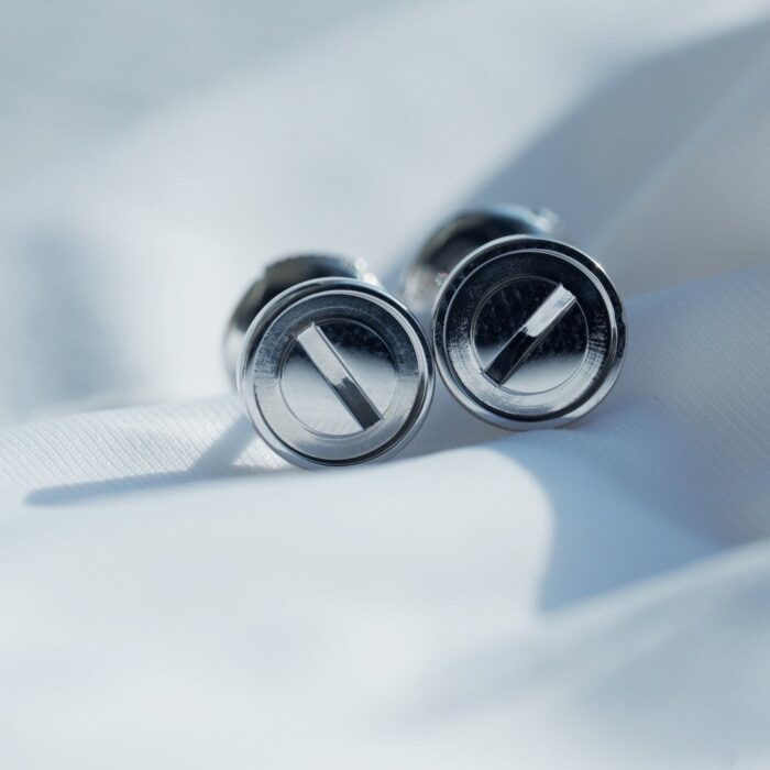 【Valeron Jewelry】LOVE EARRINGS SILVER 10MM - Image 3