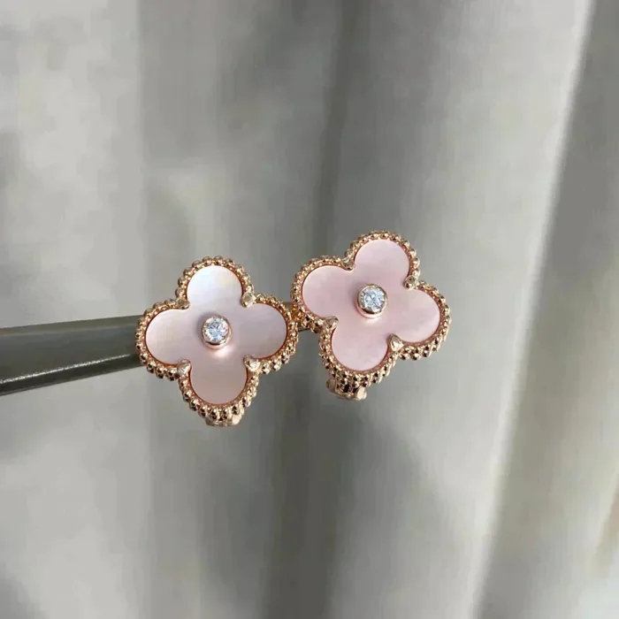 【Valeron Jewelry】CLOVER MEDIUM 1 MOTIFS  PINK MOP DIAMOND EARRINGS - Image 11