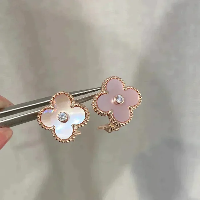 【Valeron Jewelry】CLOVER MEDIUM 1 MOTIFS  PINK MOP DIAMOND EARRINGS - Image 13