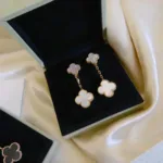 【Valeron Jewelry】CLOVER 2 MOTIF WHITE MOP EARRINGS - Image 4