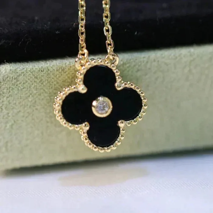 【Valleron Jewelry】CLOVER 15MM DIAMOND ONYX NECKLACE - Image 3
