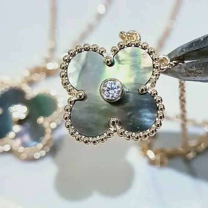 【Valleron Jewelry】CLOVER 15MM DIAMOND AND MOTHER-OF-GREY NECKLACE - Image 5