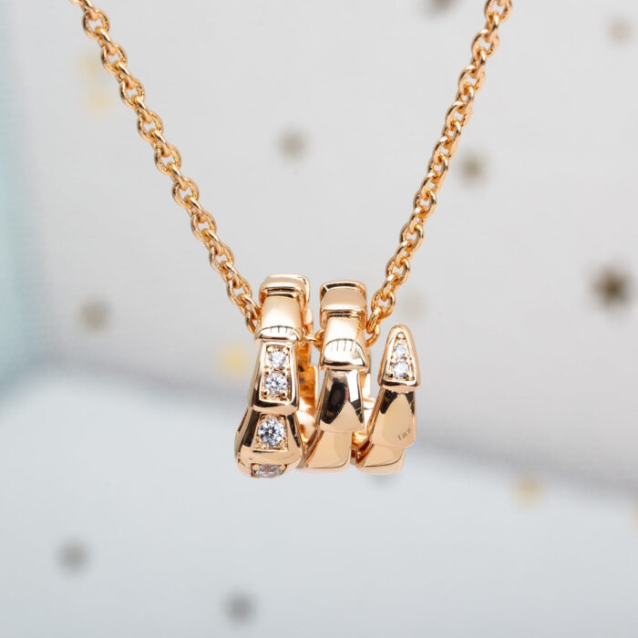 【Valleron Jewelry】SERPENTI PINK GOLD NECKLACE DIAMOND - Image 1