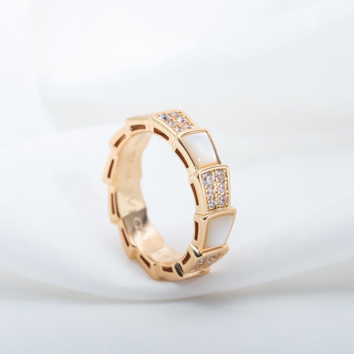 【Valerone Jewelry】SERPENTI RING PINK GOLD MOP DIAMOND PAVED 4MM - Image 1