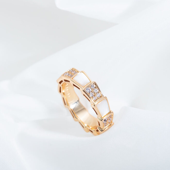 【Valerone Jewelry】SERPENTI RING PINK GOLD MOP DIAMOND PAVED 4MM - Image 4