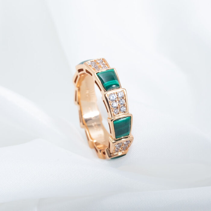【Valerone Jewelry】SERPENTI RING PINK GOLD MALACHITE DIAMOND PAVED 4MM - Image 1