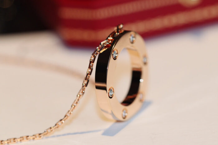 【Valleron Jewelry】LOVE NECKLACE 16MM 6 DIAMONDS PINK GOLD - Image 4