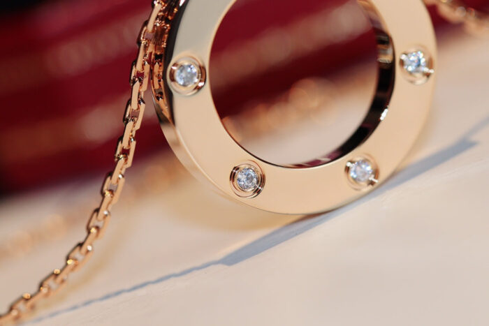 【Valleron Jewelry】LOVE NECKLACE 16MM 6 DIAMONDS PINK GOLD - Image 5