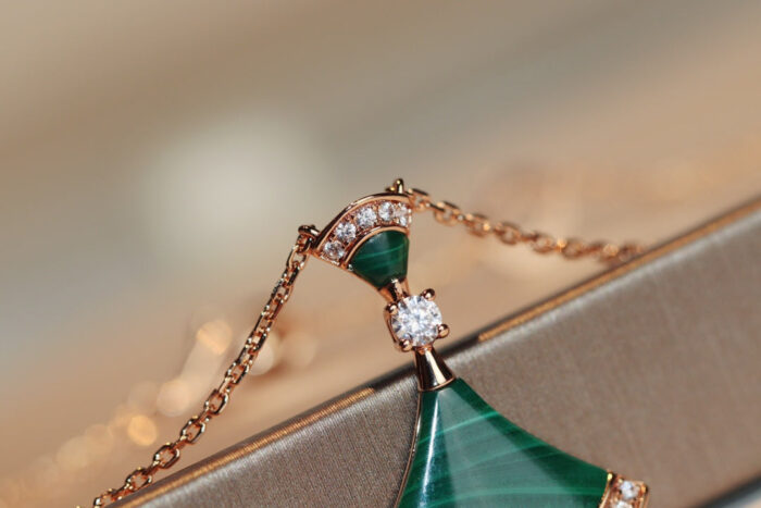 【Valerone Jewelry】DREAM NECKLACE MALACHITE DIAMOND - Image 6