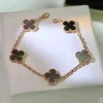 【Valleron Jewelry】CLOVER 5 MOTIF GRAY MOP  BRACELET - Image 3