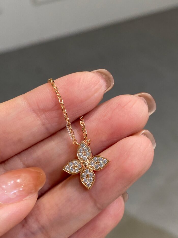 【Valerone Jewelry】STAR DIAMOND NECKALCE - Image 4