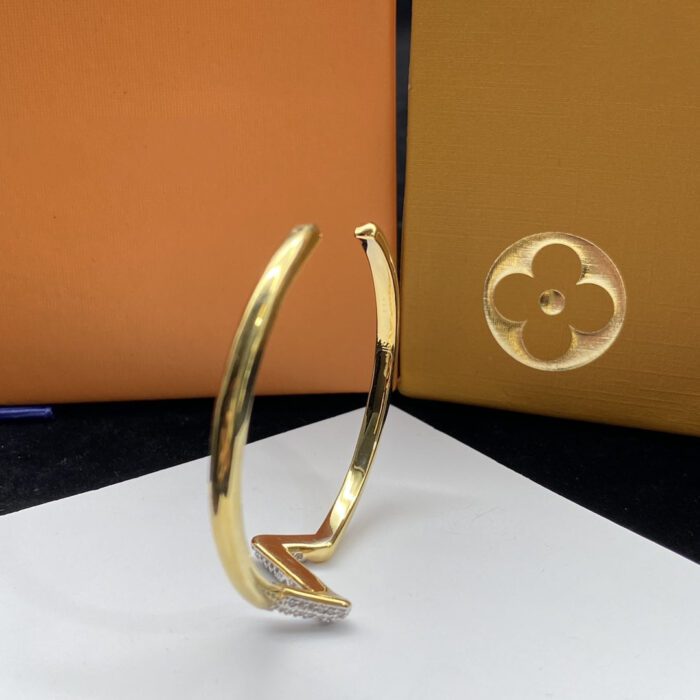 【Valeron Jewelry】VOLTE UPSITE DOWN DIAMOND GOLD OPEN BRACELET - Image 6