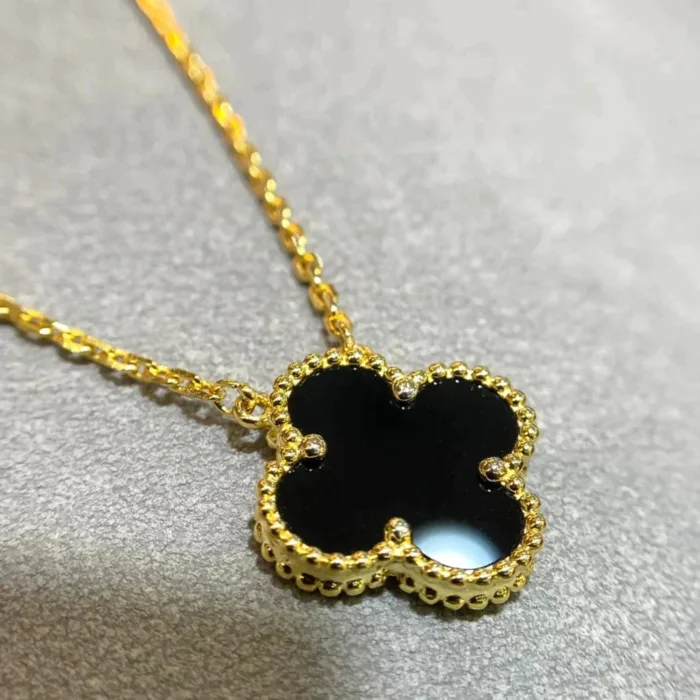 【Valerone Jewelry】CLOVER 15MM BLACK ONYX SINGLE FLOWER NECKLACE - Image 3