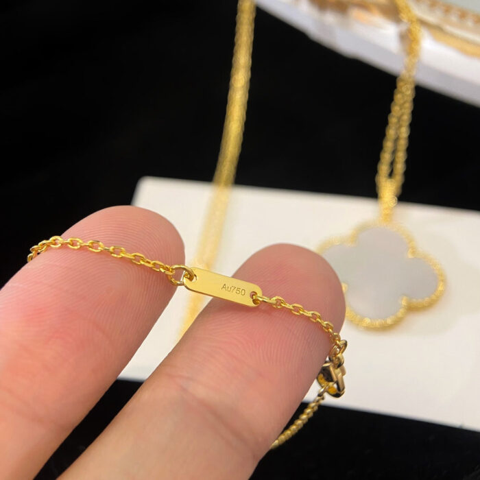 【Valleron Jewelry】CLOVER 25MM MOP LARGE PENDANT NECKLACE - Image 6