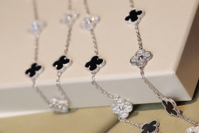 【Valleron Jewelry】CLOVER 20 MOTIFS ONYX DIAMOND SILVER - Image 3