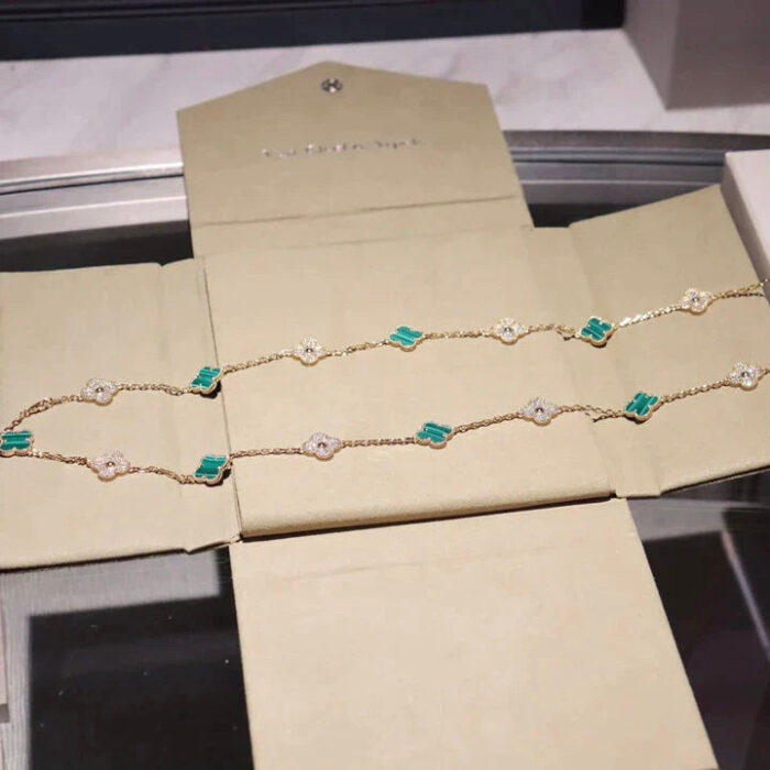 【Valleron Jewelry】CLOVER 20 MOTIFS MALACHITE DIAMOND NECKLACE - Image 4