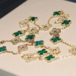 【Valleron Jewelry】CLOVER 20 MOTIFS MALACHITE DIAMOND NECKLACE - Image 5