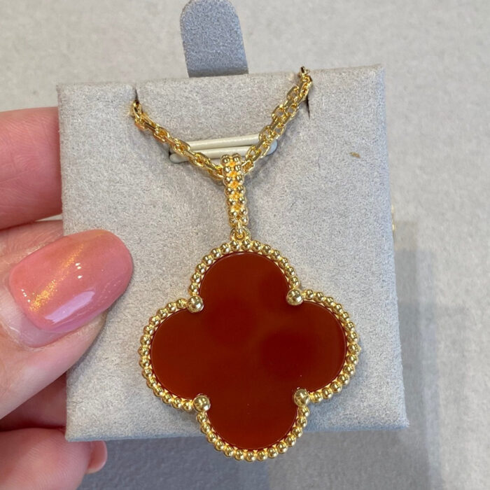 【Valleron Jewelry】CLOVER 25MM NECKLACE GOLD CARNELIAN - Image 1
