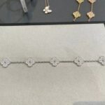 【Valleron Jewelry】CLOVER 5 MOTIFS  DIAMOND BRACELET SILVER - Image 3