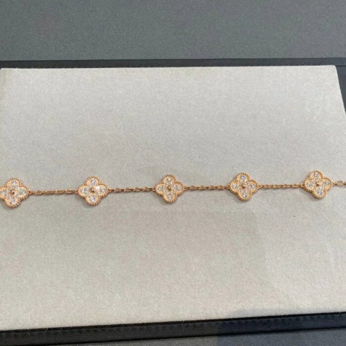 【Valleron Jewelry】CLOVER 5 MOTIFS  FULL DIAMOND BRACELET - Image 3