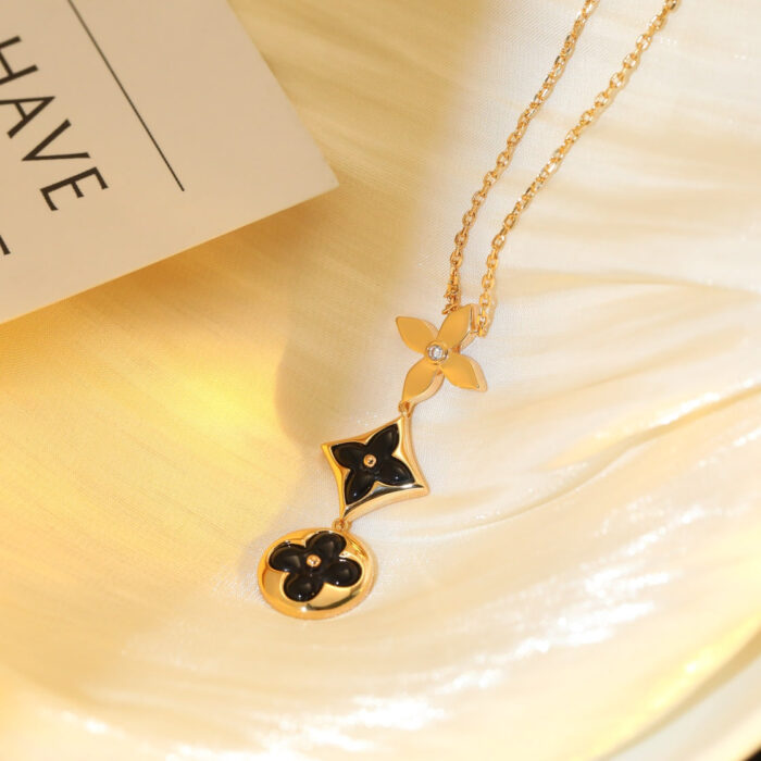 【Valleron Jewelry】STAR AND SUN ONYX PINK GOLD NECKLACE - Image 1