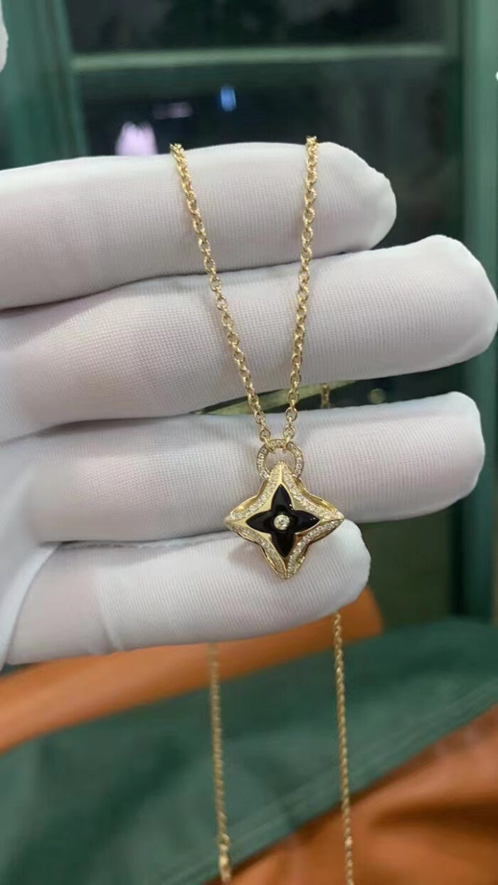 【Valleron Jewelry】STAR PEDANT PINK GOLD DIAMOND NECKLACE - Image 4