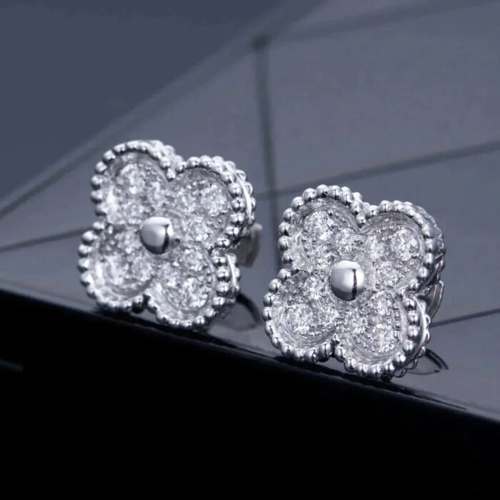 【Valeron Jewelry】CLOVER 1 MOTIFS DIAMOND STUD EARRINGS SILVER - Image 4
