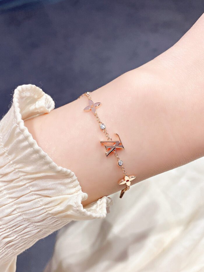 【Valeron Jewelry】STAR AND SUN 7 MOTIFS GOLD BRACELET - Image 10