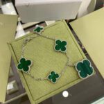 【Valerone Jewelry】CLOVER 5 MOTIFS SIVLER MALACHITE BRACELET - Image 3