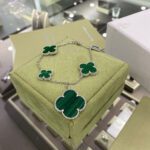 【Valerone Jewelry】CLOVER 5 MOTIFS SIVLER MALACHITE BRACELET - Image 4