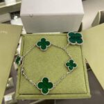 【Valerone Jewelry】CLOVER 5 MOTIFS SIVLER MALACHITE BRACELET