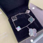 【Valerone Jewelry】CLOVER 5 MOTIFS SIVLER DARK MOP BRACELET - Image 3