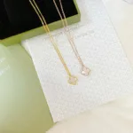 【Valleron Jewelry】CLOVER MINI 9.5MM WHITE MOTHER-OF-PEARL NECKLACE - Image 4