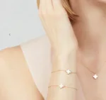 【Valleron Jewelry】CLOVER MINI 9.5MM WHITE MOTHER-OF-PEARL NECKLACE - Image 5