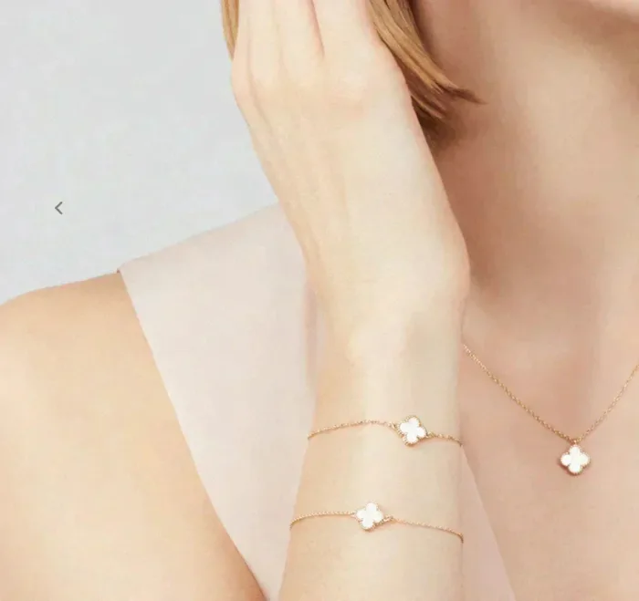 【Valleron Jewelry】CLOVER MINI 9.5MM WHITE MOTHER-OF-PEARL NECKLACE - Image 5