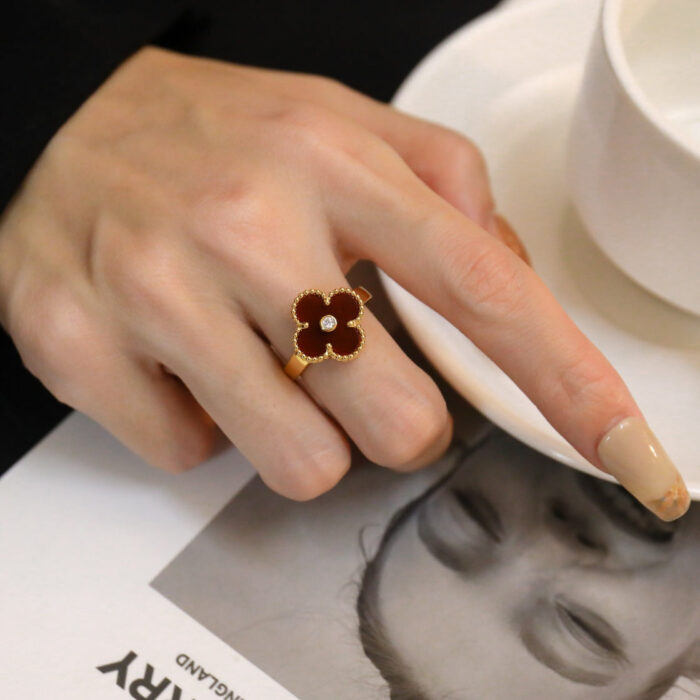 【Valeron Jewelry】CLOVER CARNELIAN RING ROSE GOLD DIAMOND - Image 1