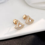 【Valeron Jewelry】DREAM MINI DIAMOND STUD EARRINGS - Image 3