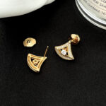 【Valeron Jewelry】DREAM MINI DIAMOND STUD EARRINGS - Image 9