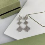 【Valeron Jewelry】CLOVER 3 MOTIF DIAMOND SILVER DROP EARRINGS - Image 3