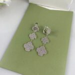 【Valeron Jewelry】CLOVER 3 MOTIF DIAMOND SILVER DROP EARRINGS - Image 4