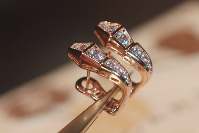 【Valeron Jewelry】SERPENT PINK GOLD DIAMOND EARRINGS - Image 2