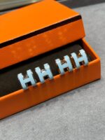 【Valeron Jewelry】POP H SKY BLUE STUD EARRINGS - Image 5