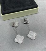 【Valeron Jewelry】CLOVER 2 MOTIFS DIAMOND PAVED SILVER EARRINGS - Image 6
