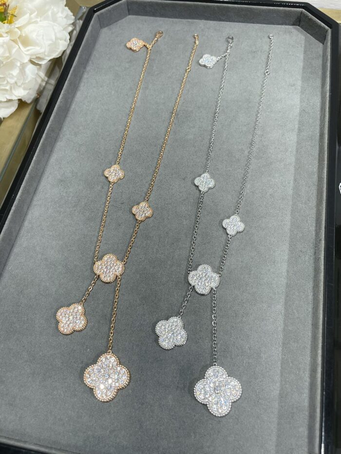 【Valeron Jewelry】CLOVER 6 MOTIF DIAMOND PAVED NECKLACE - Image 2