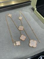 【Valeron Jewelry】CLOVER 6 MOTIF DIAMOND PAVED NECKLACE - Image 5