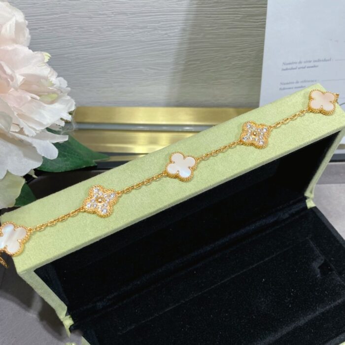 【Valleron Jewelry】CLOVER 5 MOTIF DIAMOND PINK MOP PINK GOLD BRACELET - Image 2