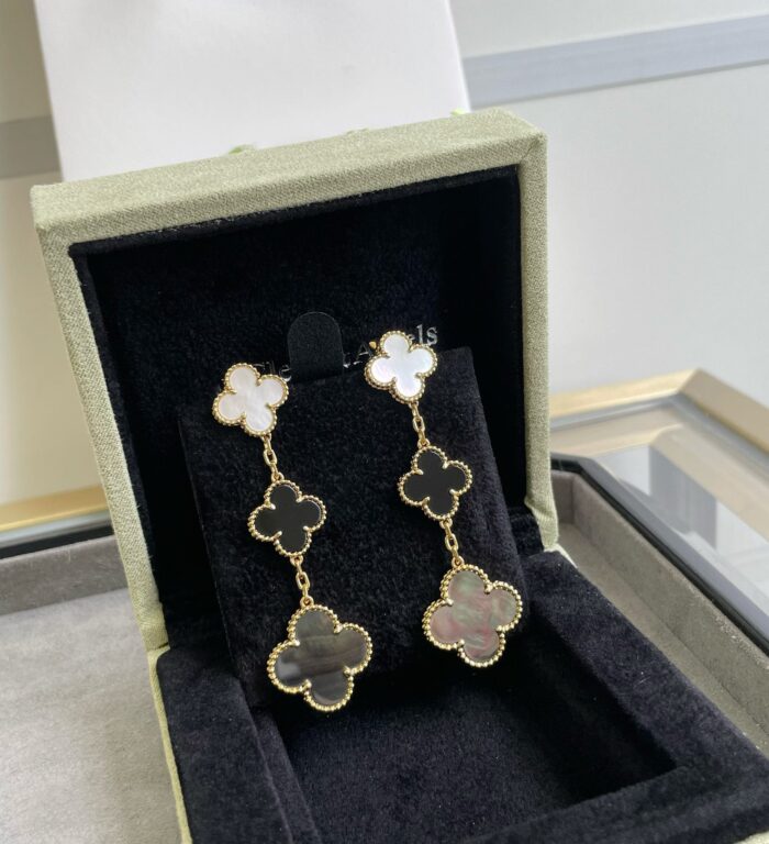 【Valeron Jewelry】CLOVER 3 MOTIF MOP ONYX DARK MOP PINK GOLD EARRINGS - Image 6