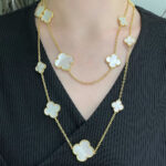 【Valleron Jewelry】CLOVER 16 MOTIF WHITE MOP GOLD NECKLACE - Image 3
